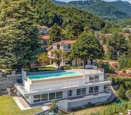 Flora - Con Piscina * Asso